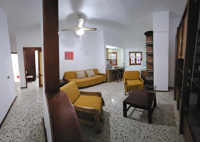Apartamentos Viviendas Vacacionales Isabel Maria